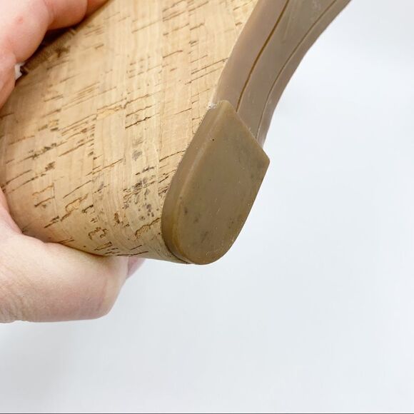 Franco Sarto Surprise Tan Cork Platform Sandals Gold Hardware Ring Detail - Picture 11 of 12